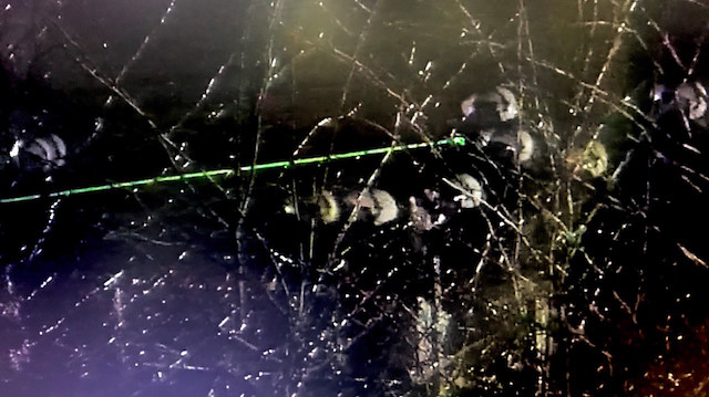 Greece points green laser light at asylum seekers