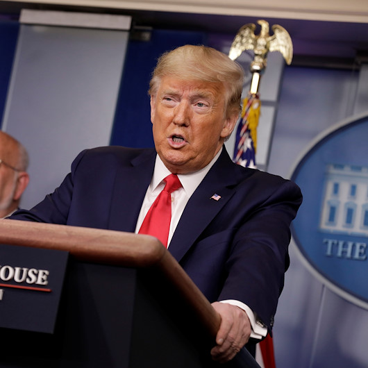 Trump Çin virüsü ifadesiyle eleştiri oklarının hedefinde