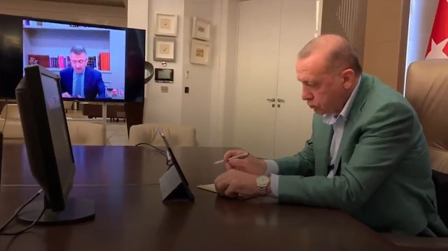 Erdoğan süreci adım adım takip ediyor: Bakanlarla telekonferans yaptığı anlar yayınlandı