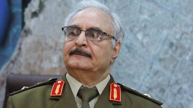 Libya Ulusal Hükümeti'ne karşı darbe yapmaya kalkan Halife Hafter. 
