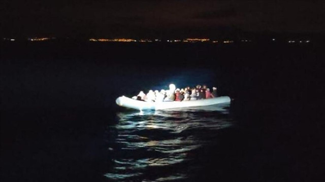 خفر السواحل التركي ينقذ 53 طالب لجوء أعادتهم اليونان
