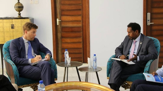 الصومال يشيد بتطور علاقاته مع النظام المالي الدولي