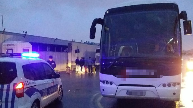 Araç şoförü Mustafa G'ye 6 bin 141 lira para cezası kesilirken otobüs 60 gün trafikten men edildi.