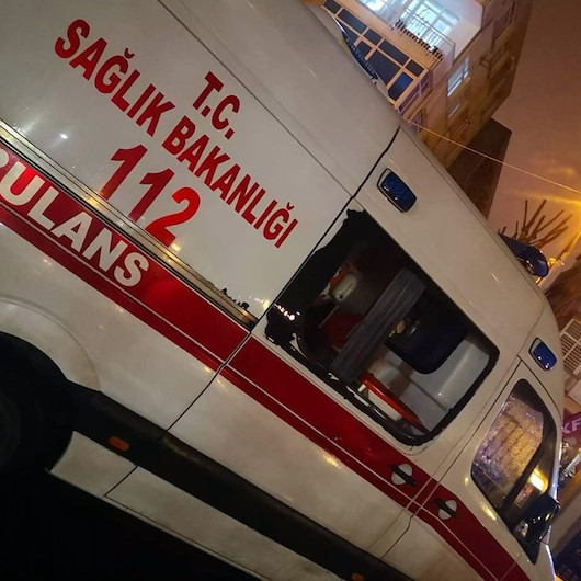 İstanbul’da koronavirüs vakasına giden 112 ekibine dehşeti yaşattı: Bakan Koca arayarak geçmiş olsun dileklerini iletti