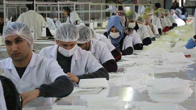 ​A textile firm located in Turkey's southeastern Batman province receives 1 billion face masks order 
