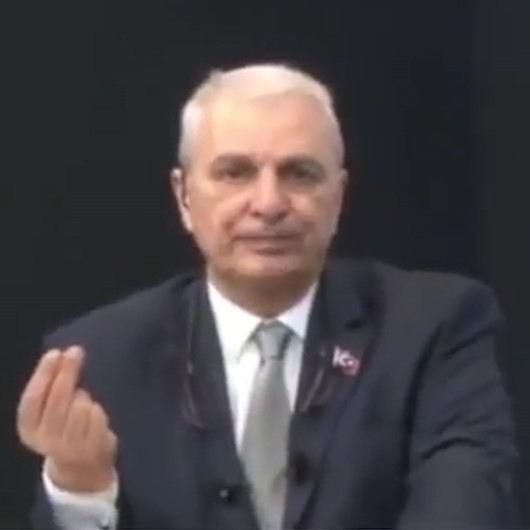Rezil oldu: Can Ataklı Ulaştırma Bakanının yemin etmediğini iddia etti