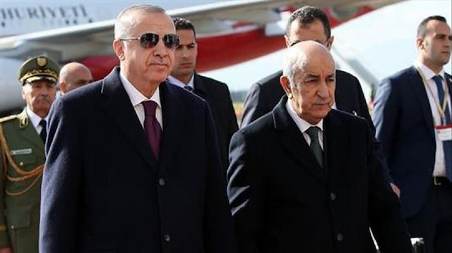 أردوغان وتبون يتفقان على بدء تبادل إجلاء العالقين الجمعة