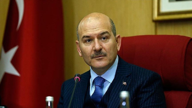 وزير الداخلية التركي يدعو المواطنين للبقاء في منازلهم