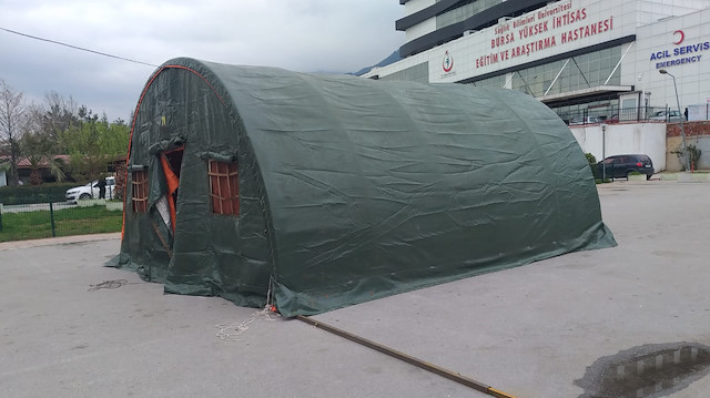 Triaj çadırları 81 ildeki hastanelere kurulacak. 