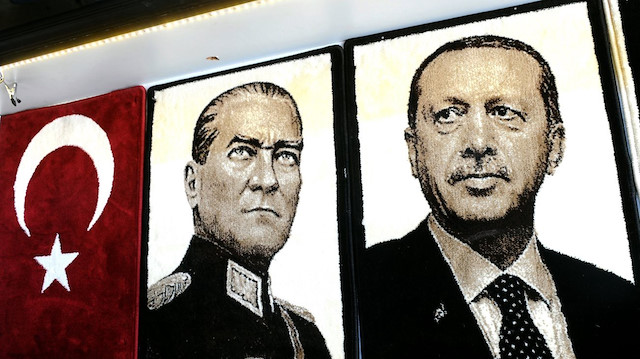 Gazi Mustafa Kemal Atatürk ve Cumhurbaşkanı Recep Tayyip Erdoğan'ın portre çalışması.