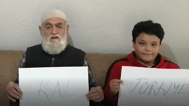 Dede ve torunlarından 'evde kal' çağrısı