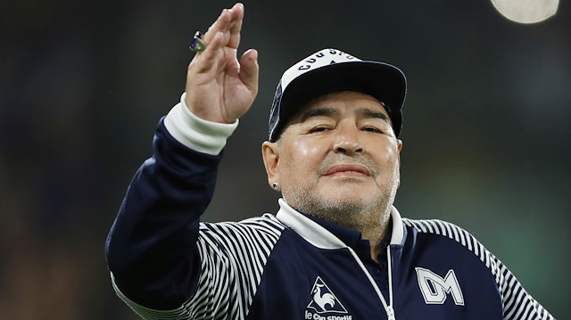 Arjantin'in dünyaca ünlü ismi Maradona, tüm zamanların en iyi futbolcusu olarak görülüyor.