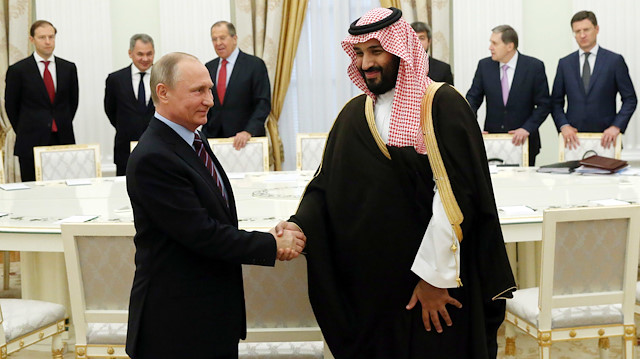 Rusya Devlet Başkanı Vladimir Putin ve Suudi Arabistan Veliaht Prensi Muhammed bin Selman.