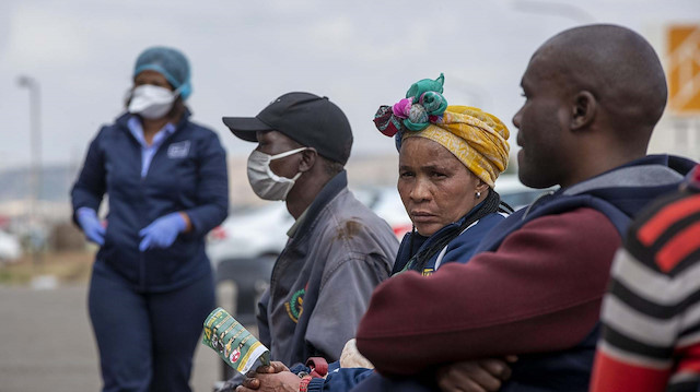 Oxfam'ın raporuna göre Afrika ülkeleri virüsün ekonomik sonuçları nedeniyle 30 yıl geriye gidebilir.