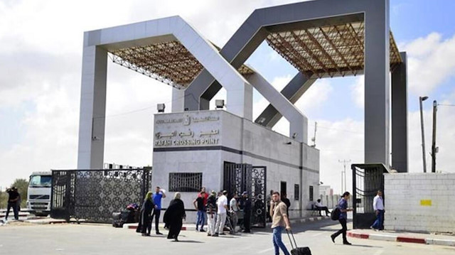 Mısır, Filistinlilerin Gazze'ye dönmesi için Refah Sınır Kapısı'nı açacak