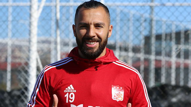 Yasin Öztekin, Sivasspor formasıyla çıktığı 12 maçta 2 gol atarken 2 de asist yaptı.