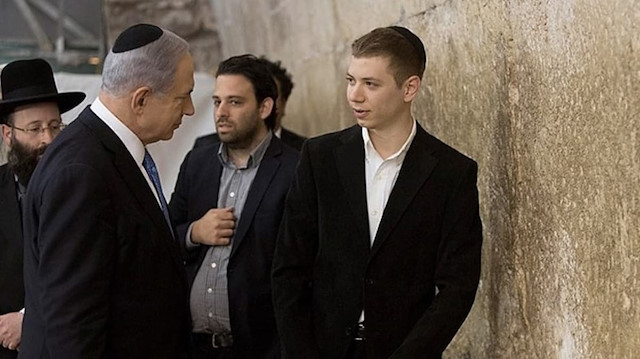 İsrail Başbakanı Binyamin Netanyahu ve Yair Netanyahu.