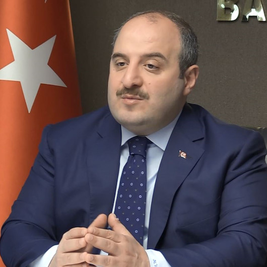 Bakan Varank: Yerli otomobil hayalimizde erteleme yok