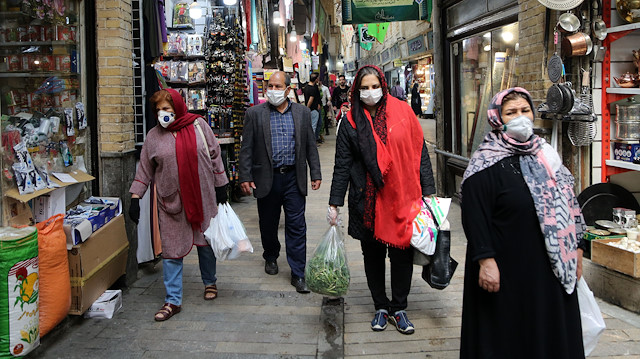 İran'da koronavirüsle mücadelede bölgesel renk uygulamasına geçiliyor.