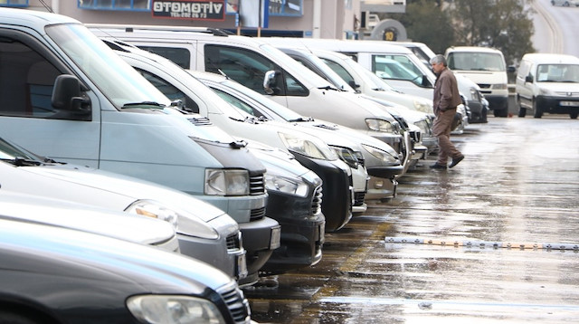 Bayram öncesi rakamlara göre ikinci el araç satışı yüzde 50 oranında düştü.