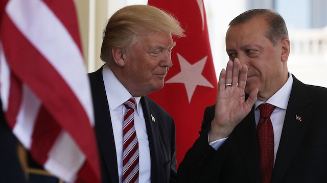 Erdoğan yardım malzemeleriyle birlikte Trump'a mektup gönderdi