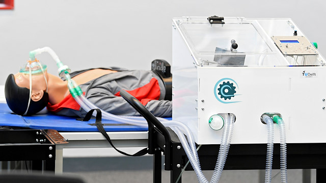 : Tests are run with a ventilator prototype, inspired by a machine