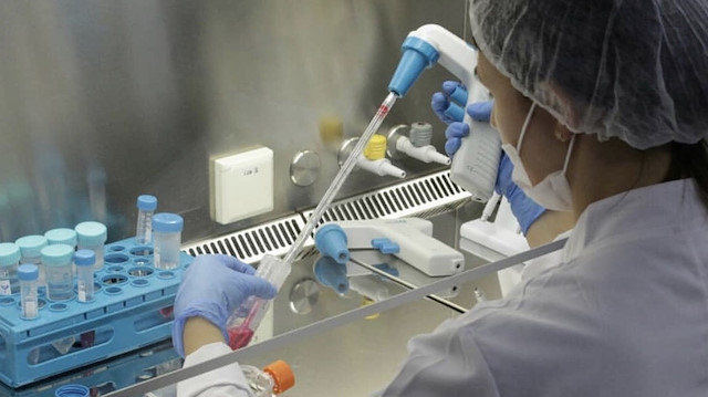 DHAYeni tip koronavirüsün (Kovid-19) Vuhan'daki laboratuvardan çıktığı iddiaları yalanlandı.