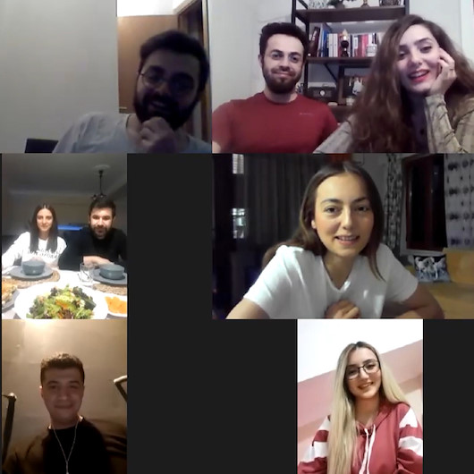 Ramazan geleneğini online iftar ile sürdürdüler