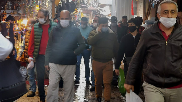 Vatandaşların virüs tedbirleri kapsamında önlemlerini gevşetmemesi uyarısı yapıldı.