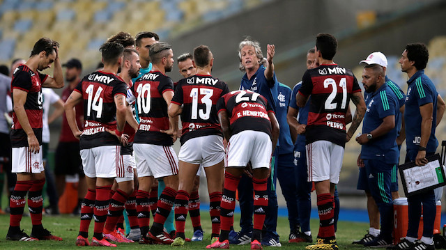 Flamengo Kulübü'nde daha önce teknik direktör Jorge Jesus'ta koronavirüse yakalanmıştı