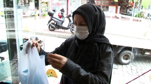 İstanbul’da 1 liralık maske satışı başladı