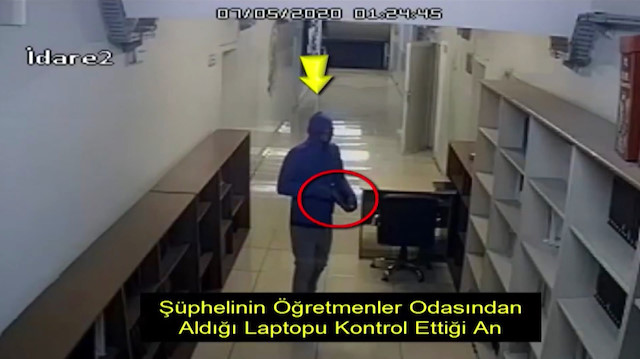 Okuldaki hırsızlık şüphelileri kameradan belirlenerek yakalandı