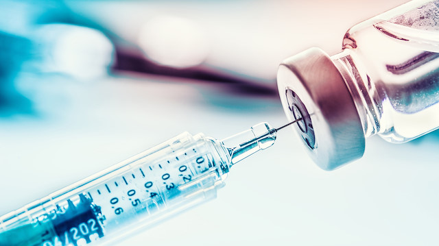 ABD, koronavirüs aşı çalışmalarının Çin tarafından ele geçirildiğini iddia ediyor