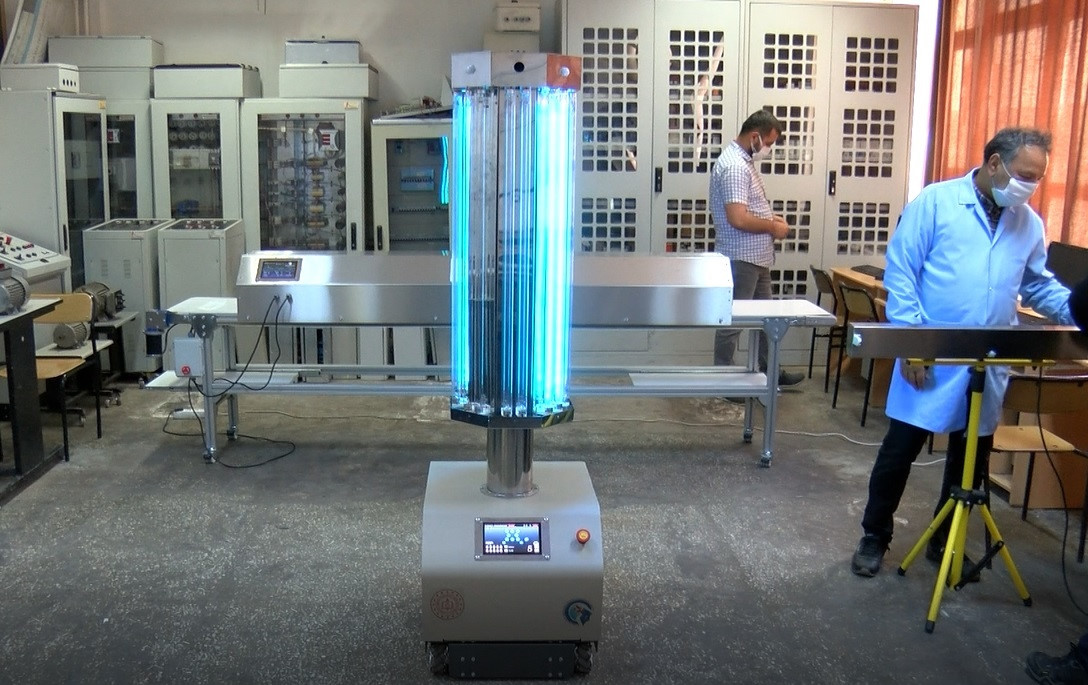 Virüslerin etkisizleştirilmesi için 'UV dezenfeksiyon robotu' tasarlandı.