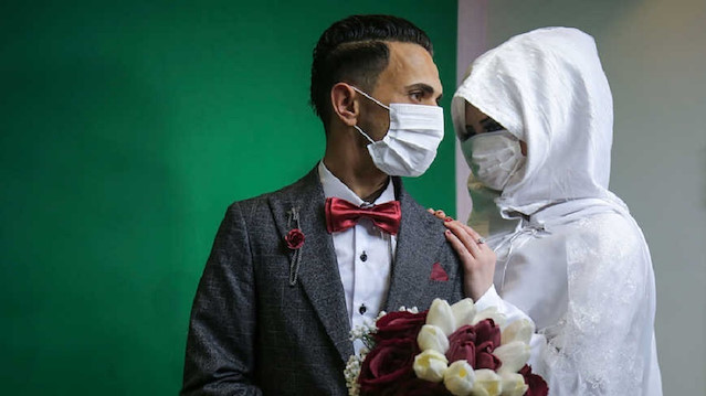 Katar, evlenmek isteyen gençlere destek veriyor
