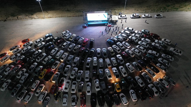 Nevşehir'de Arabalı sinema etkinliğine yoğun katılım gerçekleşti.