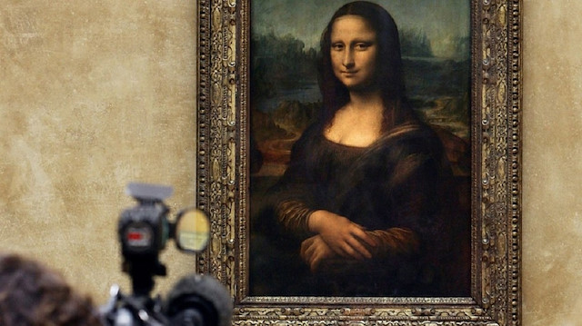 Fransız CEO Mona Lisa tablosunun satılmasını önerdi.