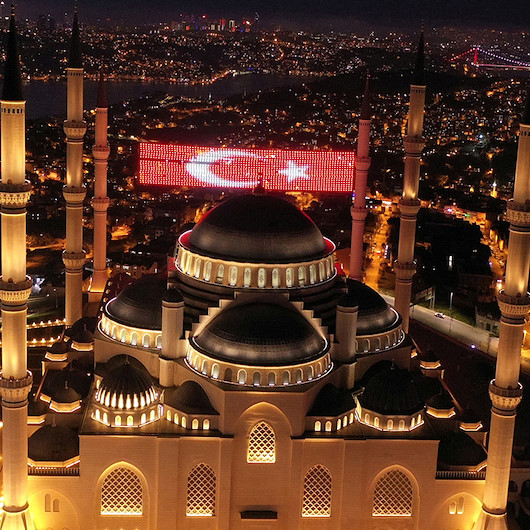 En güzel resimli kandil mesajları