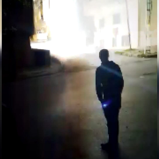 Arnavutköyde korku dolu anlar: Art arda patlamalar meydana geldi