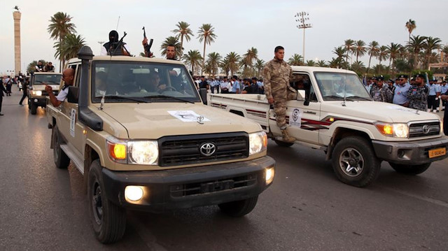 Libya ordusu, Hafter milislerine bir darbe daha vurdu. 