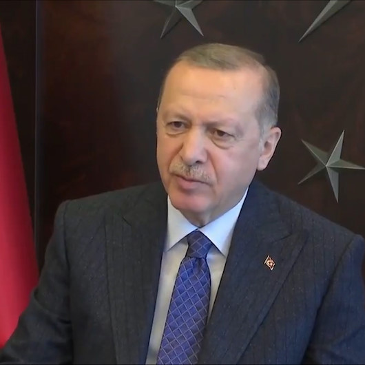 İzmirde camilerin hoparlörlerine sızan alçaklar...