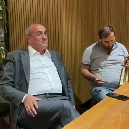Koronavirüsü yenen Abdurrahim Albayrakın türkülü virüs isyanı