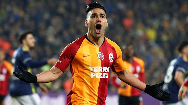 Galatasaray'ın Kolombiaylı yıldızı Falcao, sarı-kırmızılı formayla çıktığı 20 maçta 10 gol attı.