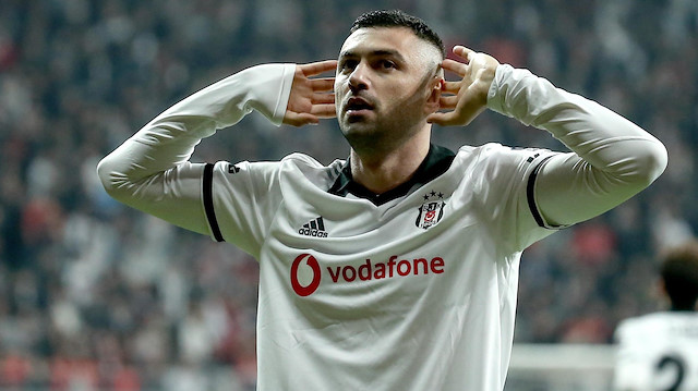 Burak Yılmaz, Beşiktaş formasıyla toplamda çıktığı 86 maçta 29 gol kaydetti.
