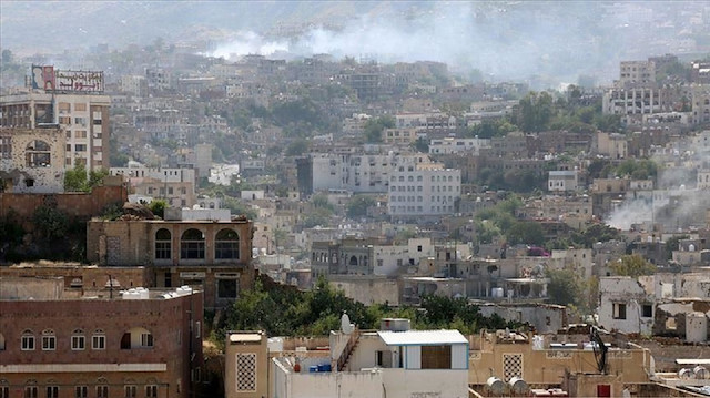 مسؤول يمني يطالب بتحقيق مع قوات مدعومة إماراتيا "عذبت" صحفيا