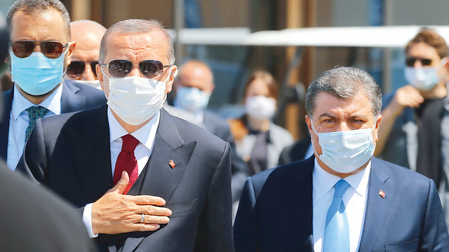 Cumhurbaşkanı Erdoğan ve Sağlık Bakanı Fahrettin Koca