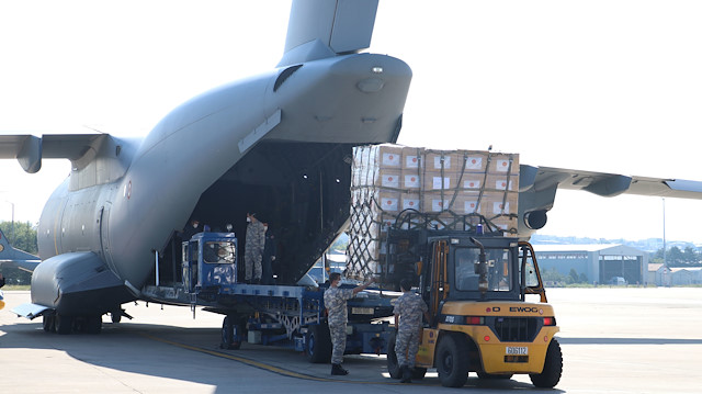 Nijer’e tıbbi yardım malzemesi taşıyan askeri kargo uçağı, Etimesgut Askeri Havaalanından hareket etti. 