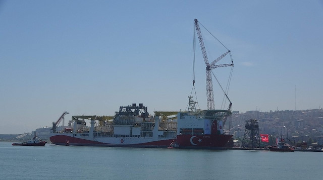 Fatih Sondaj Gemisi, Trabzon Limanı’na demir attı.