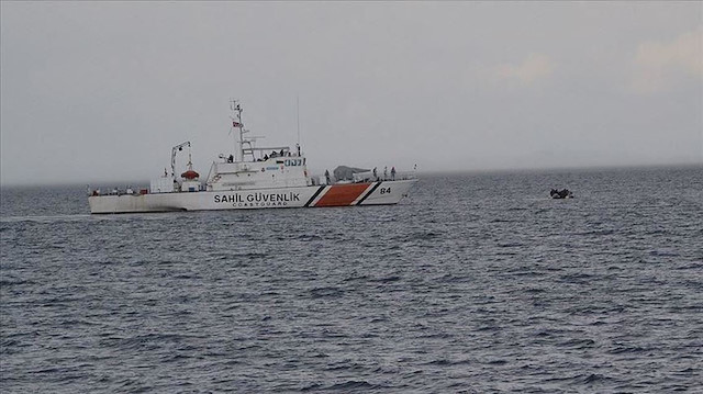 خفر السواحل التركي ينقذ 9 طالبي لجوء قبالة سواحل أنطاليا