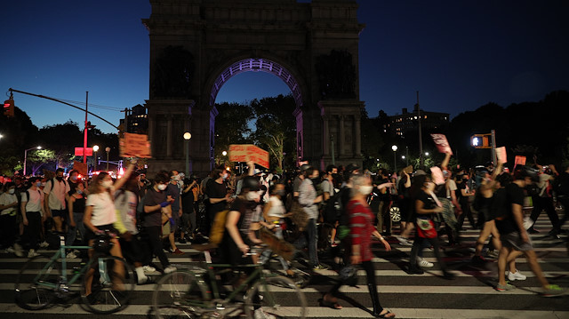 New York'ta Floyd gösterileri 12. gününde de devam ediyor.